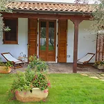 Con Piscina - Il Giardino Di Jo Villa