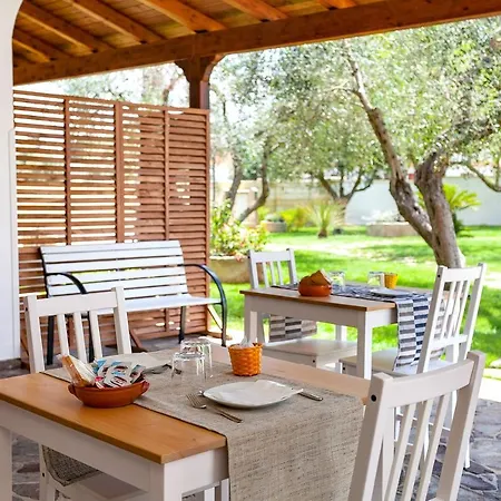 Il Giardino Di Jo Panzió