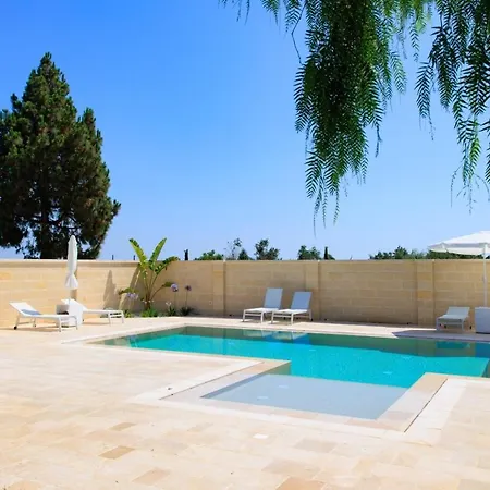 Con Piscina - Il Giardino Di Jo
