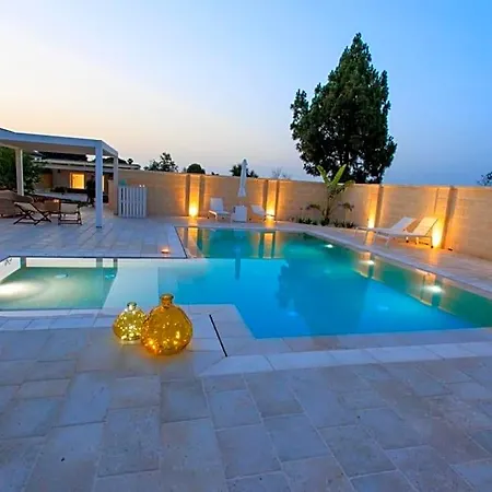 别墅 Con Piscina - Il Giardino Di Jo